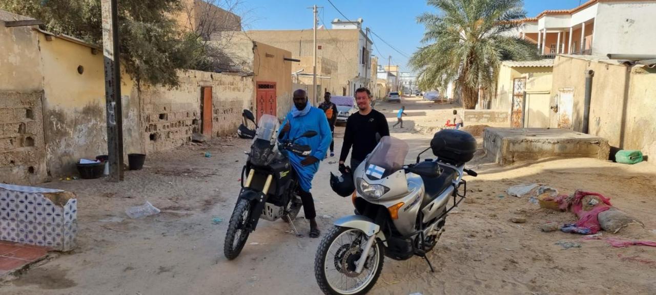 Hotel Transit Nouakchott Esterno foto